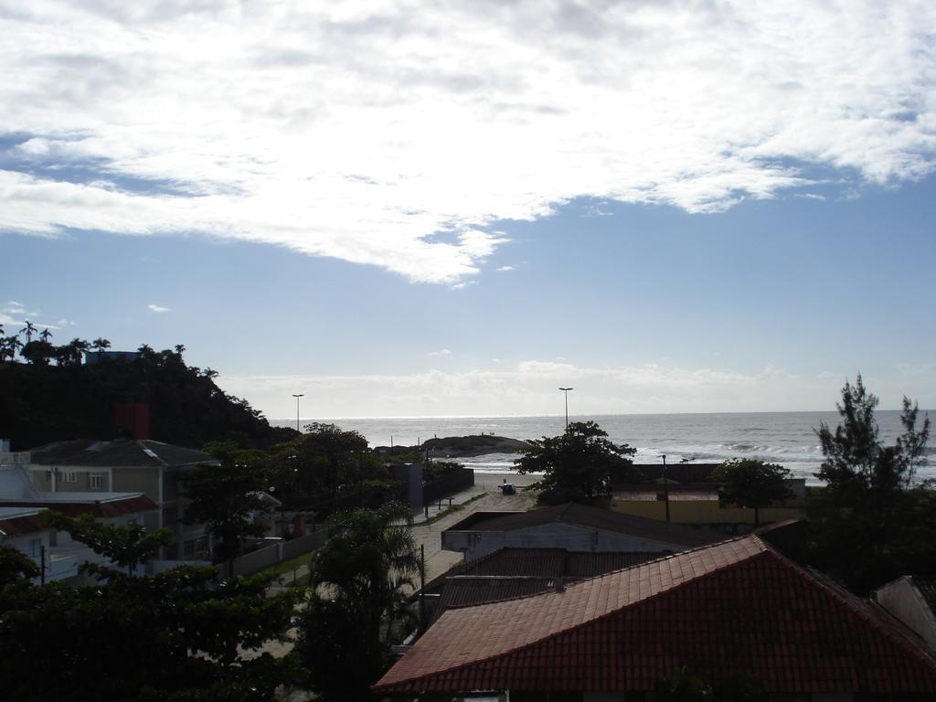 Residencial Studio Living Apartment Guaratuba Luaran gambar